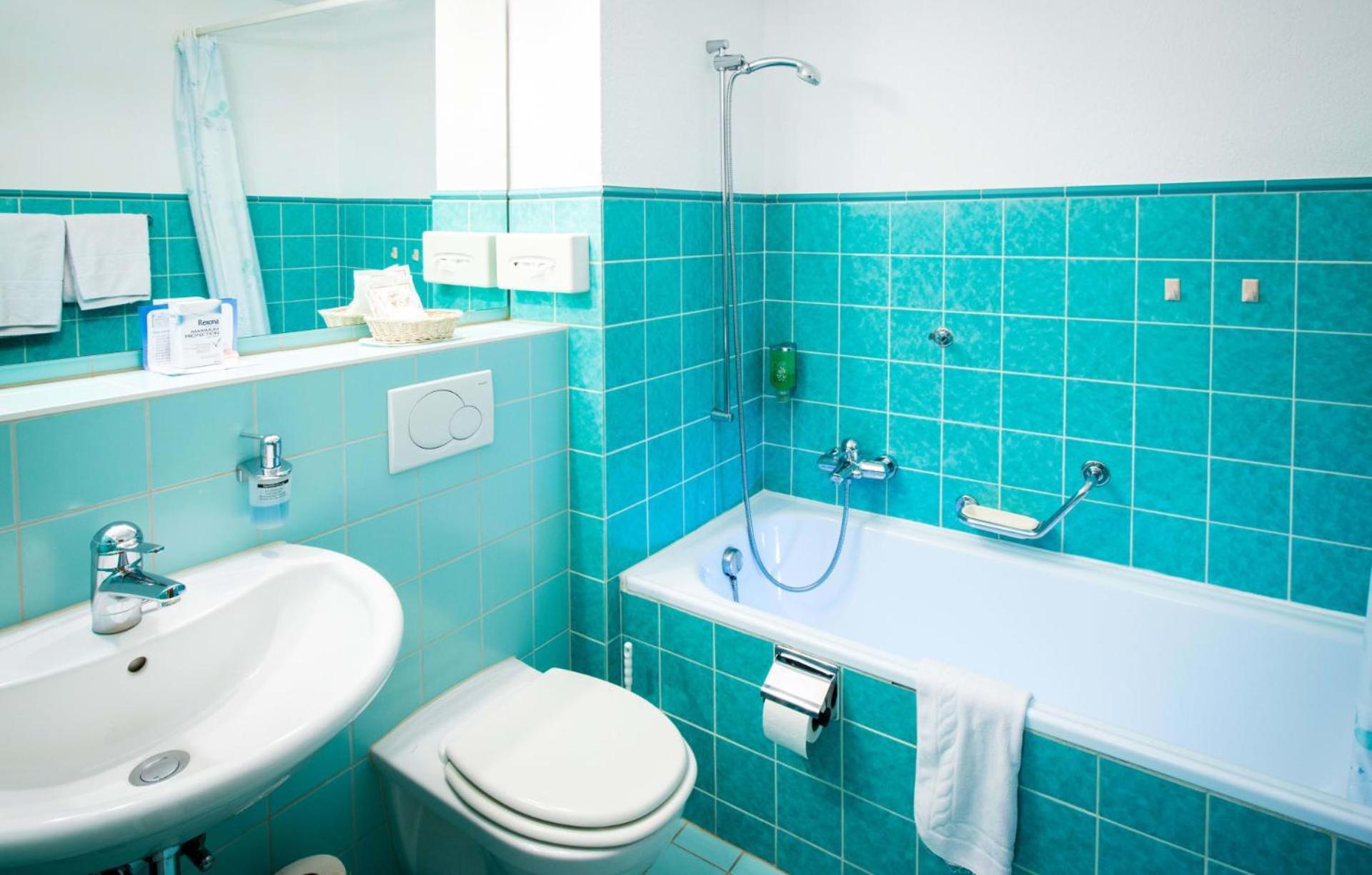 Badehotel Salina Maris - Wellness & Vintage Mörel Extérieur photo