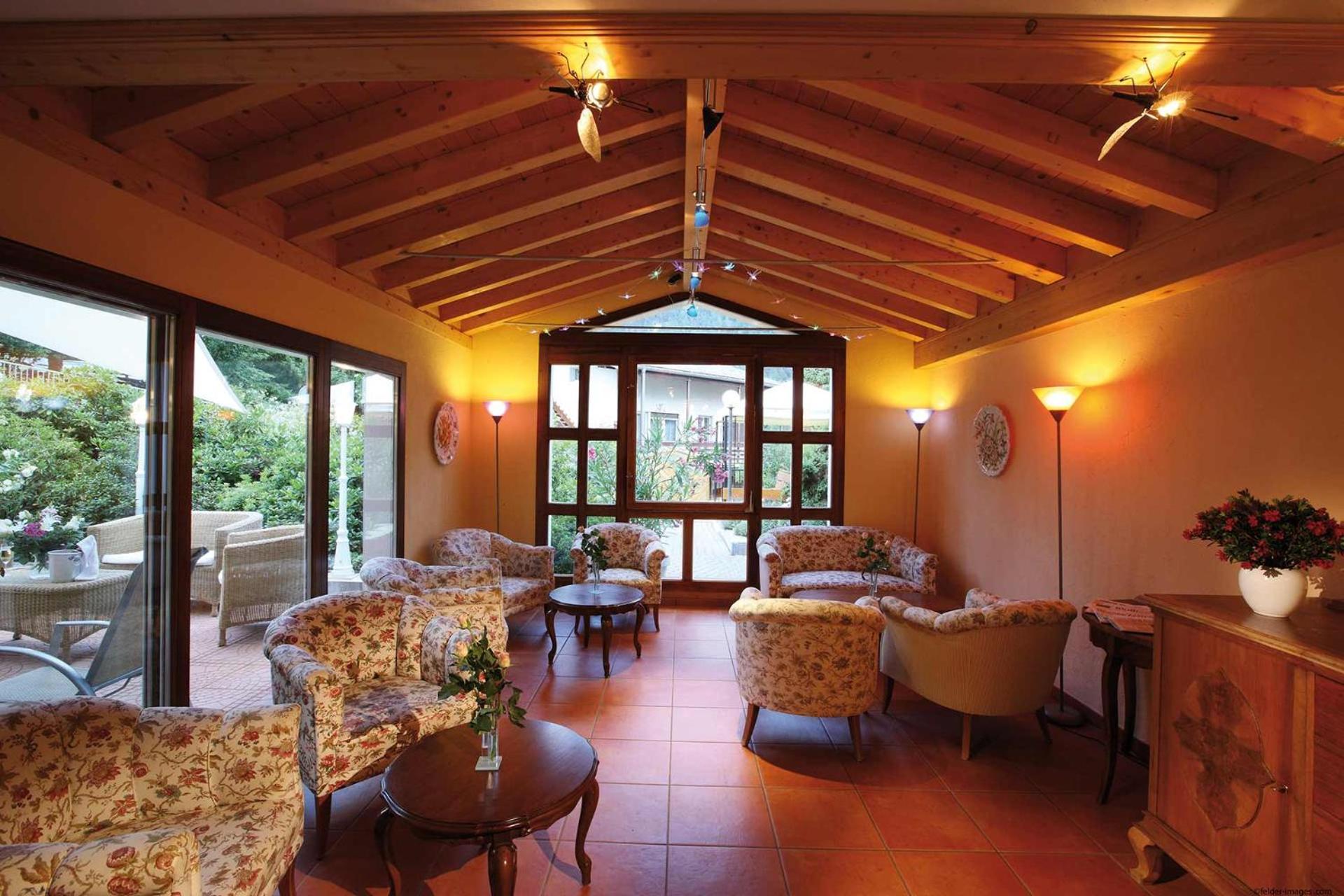 Badehotel Salina Maris - Wellness & Vintage Mörel Extérieur photo