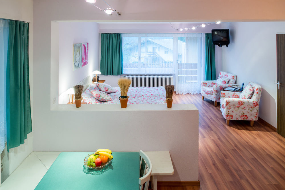 Badehotel Salina Maris - Wellness & Vintage Mörel Extérieur photo