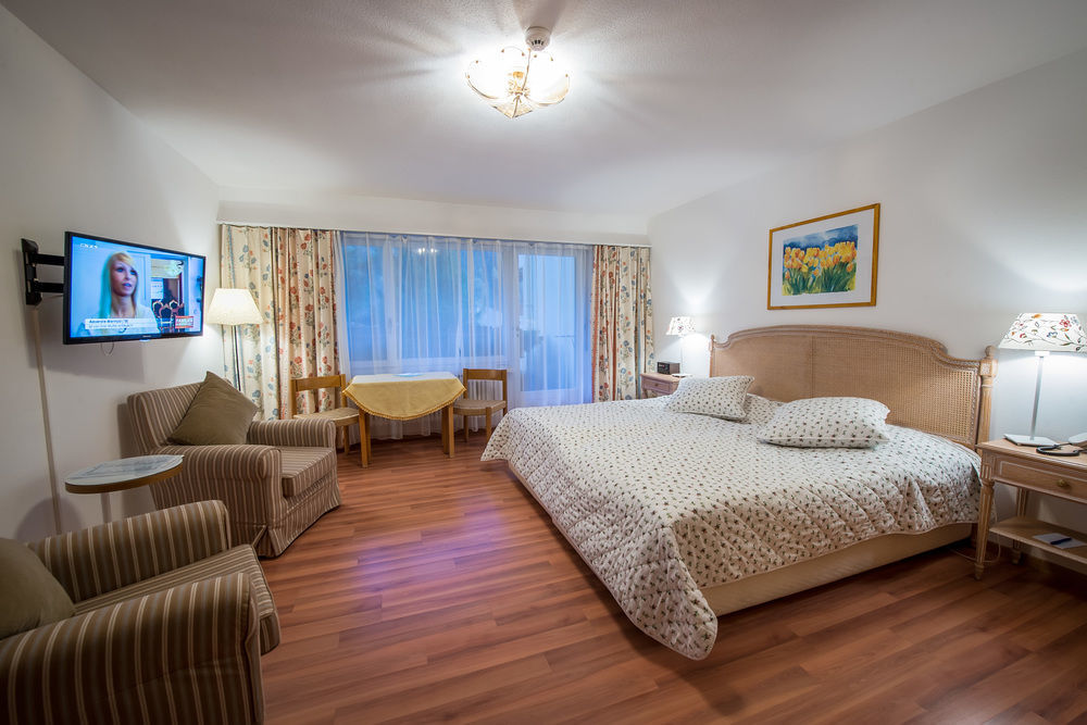 Badehotel Salina Maris - Wellness & Vintage Mörel Extérieur photo