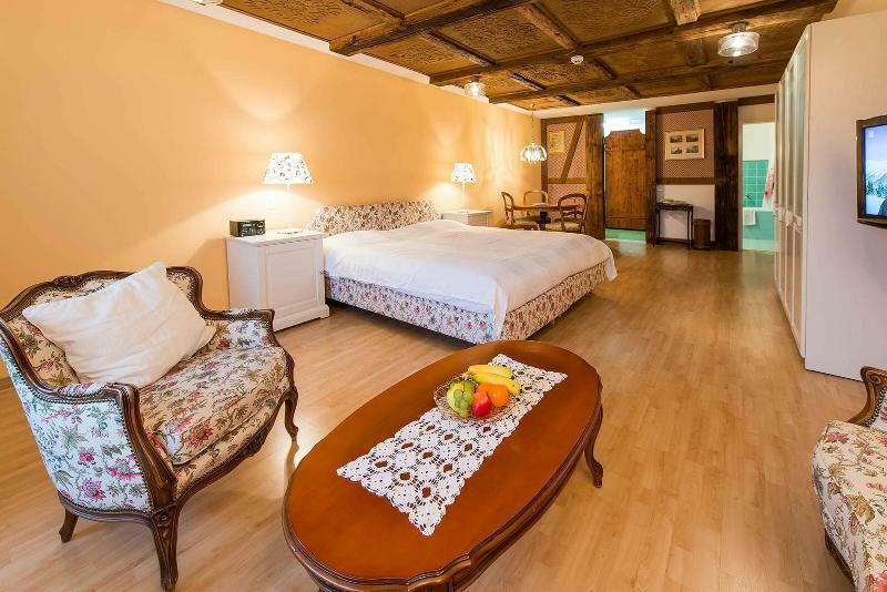 Badehotel Salina Maris - Wellness & Vintage Mörel Extérieur photo